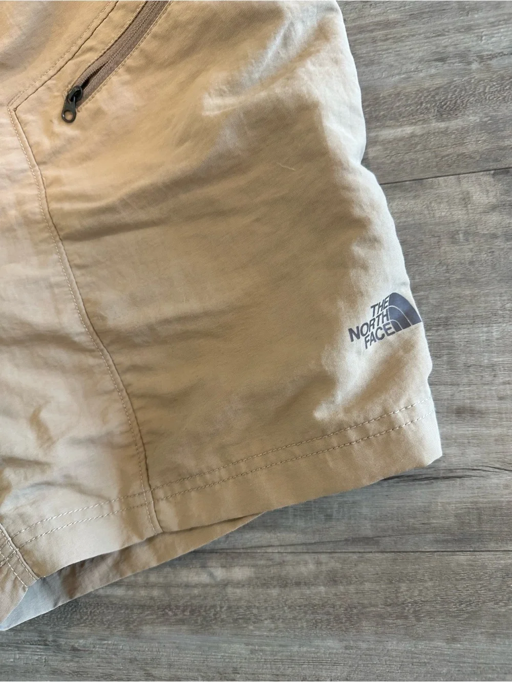 Men's Outdoor Utility North Face Shorts - Khaki
